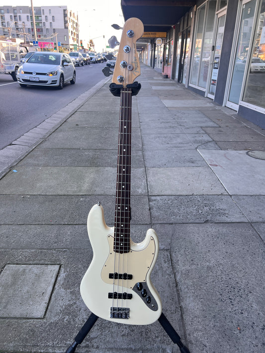 Fender Standard Jazz Bass 4-String | Olympic White | 2008
