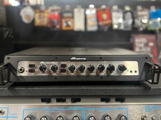 Ampeg PF800 Portaflex Bass Head