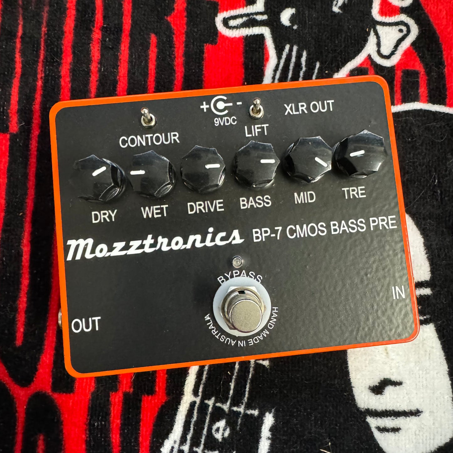 Mozztronics | BP-7 CMOS Bass Preamp Pedal