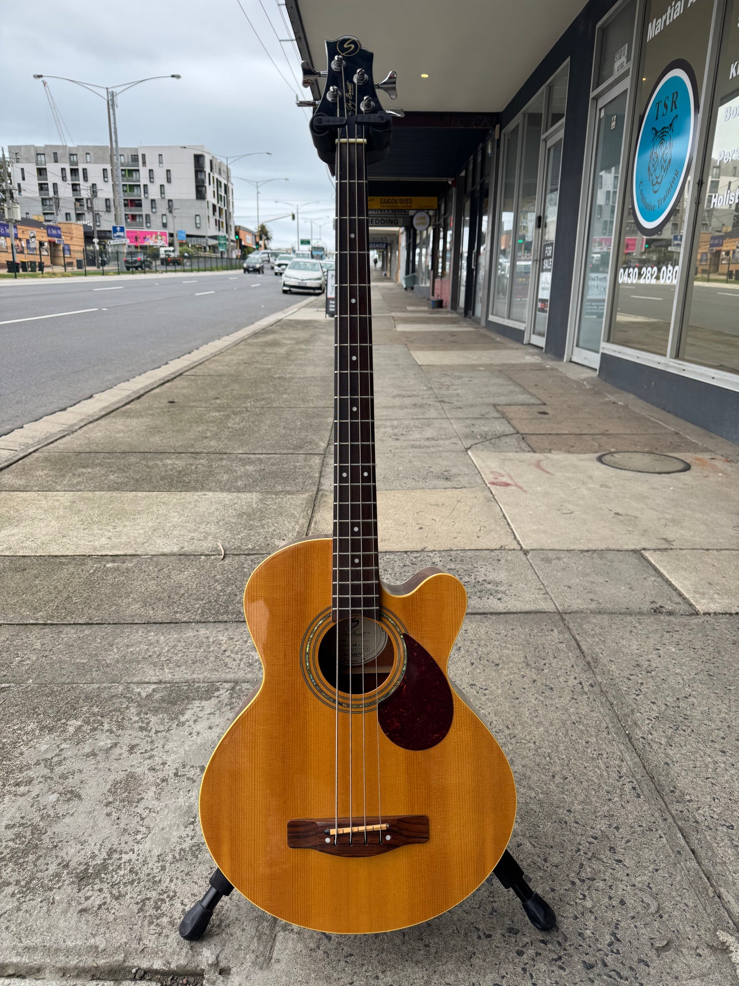 Samick Greg Bennett AB2 Acoustic Electric Bass