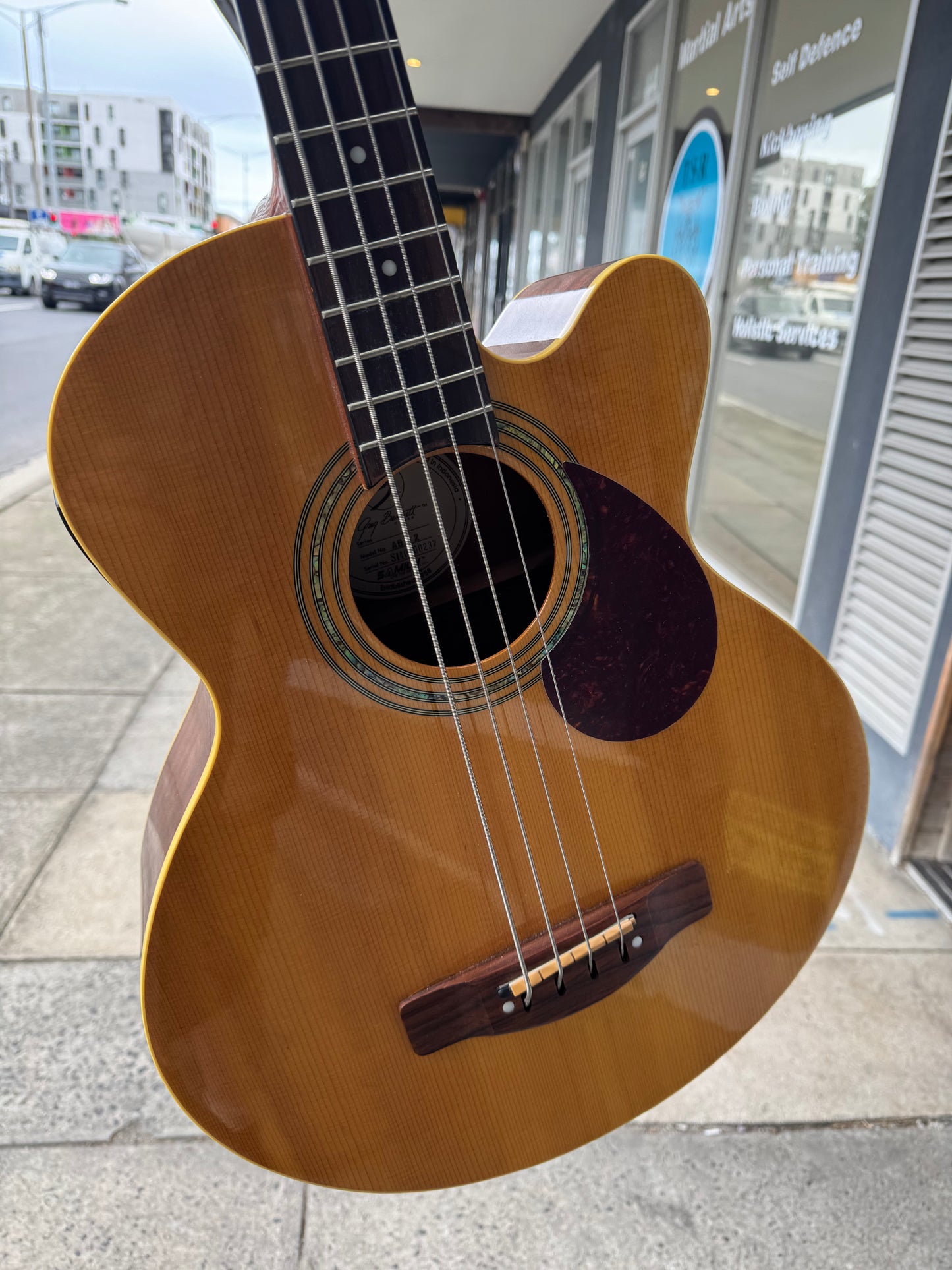 Samick Greg Bennett AB2 Acoustic Electric Bass