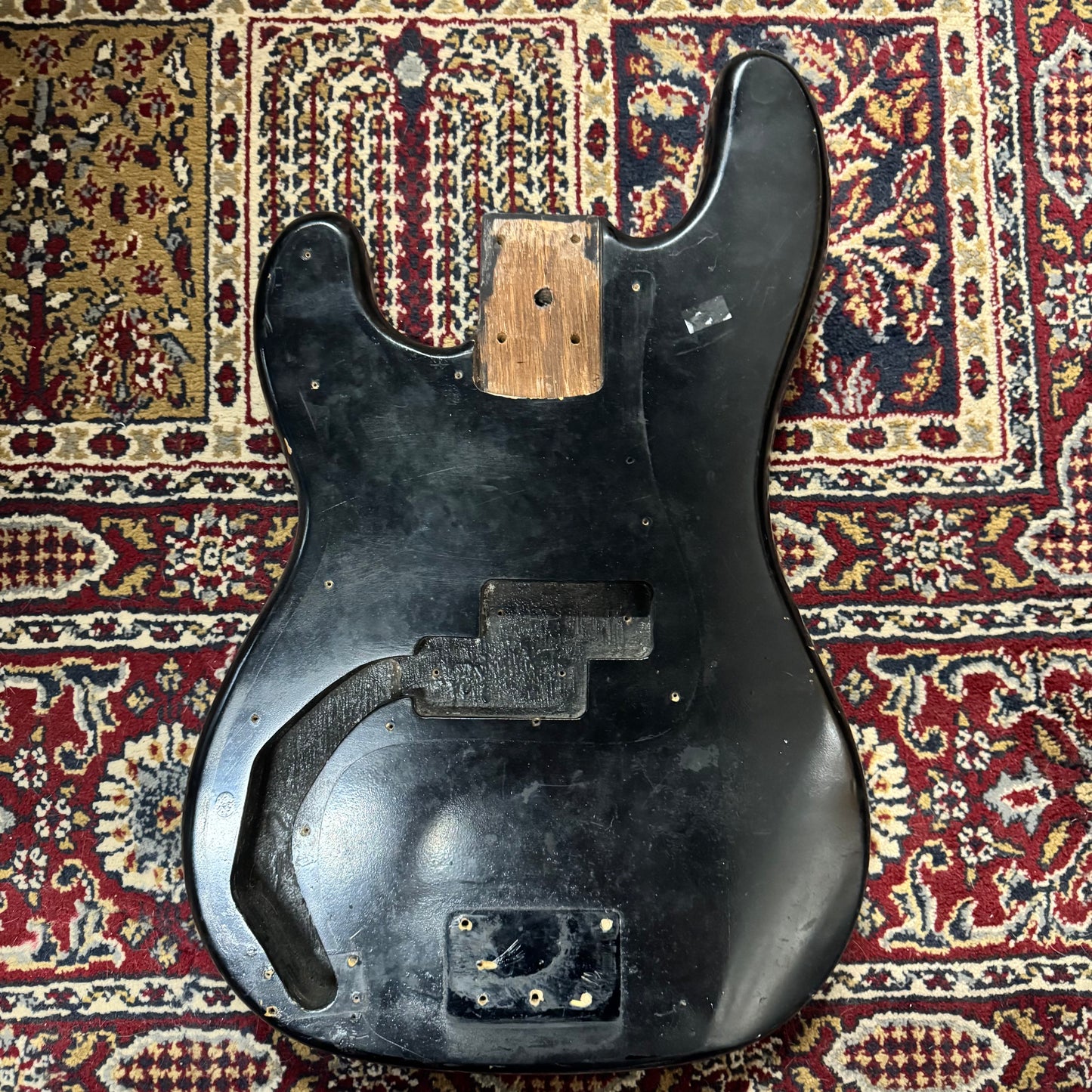 Pre Loved Bass Body - P Bass Left Handed