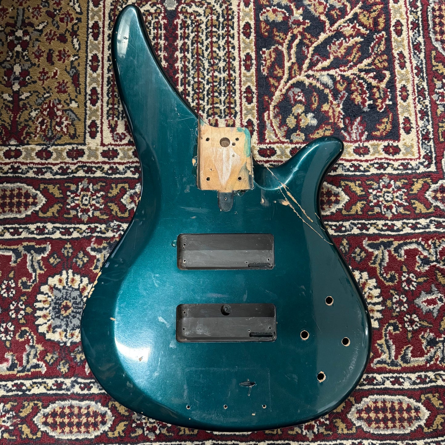 Pre Loved Bass Body - Yamaha RBX