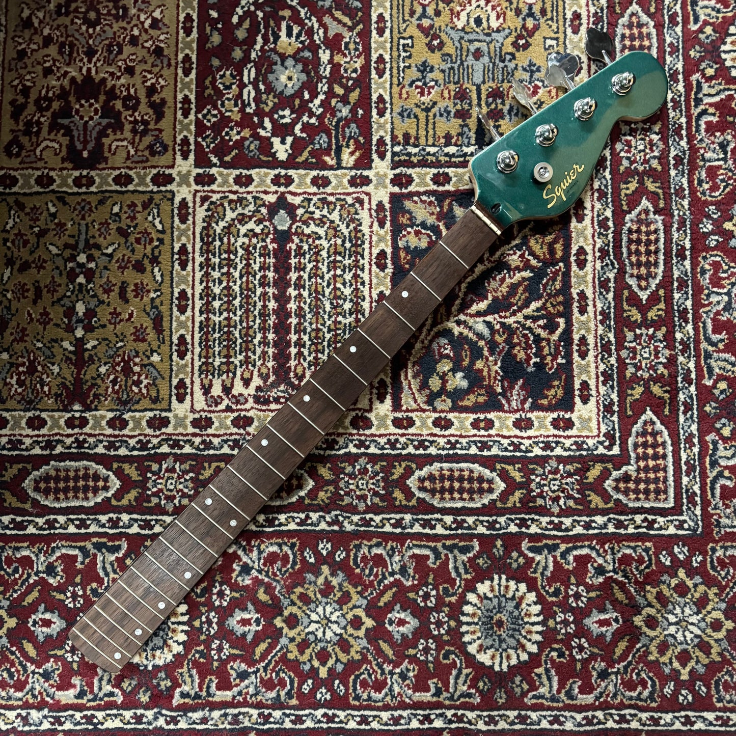 Fender Squier Paranormal Rascal Bass Neck 30"
