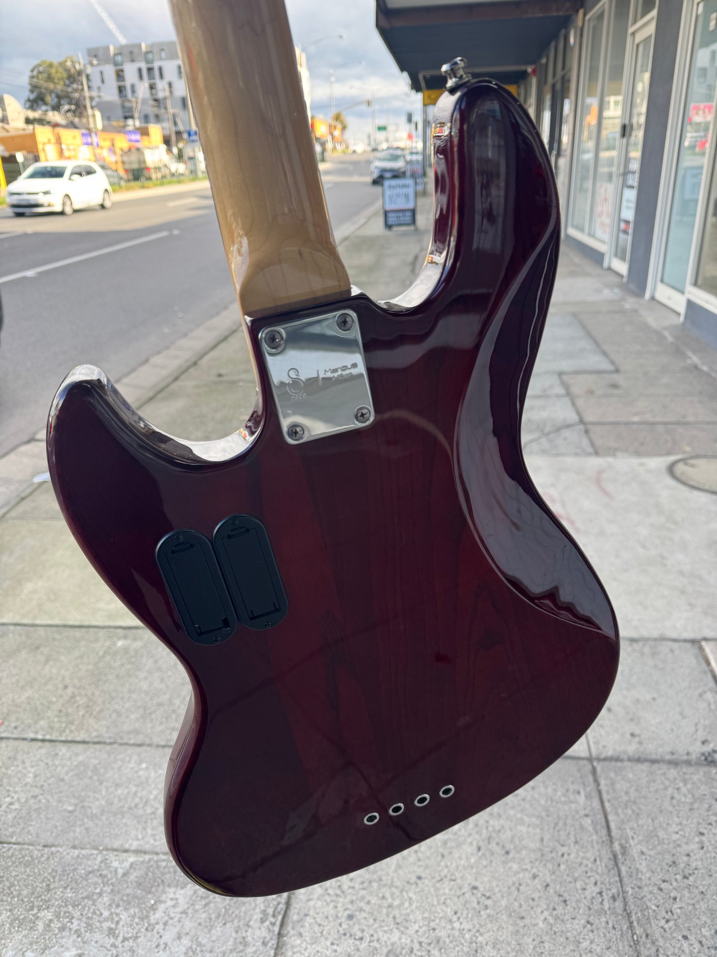 Sire V7 Marcus Miller 4-String Electric Bass | Sunburst