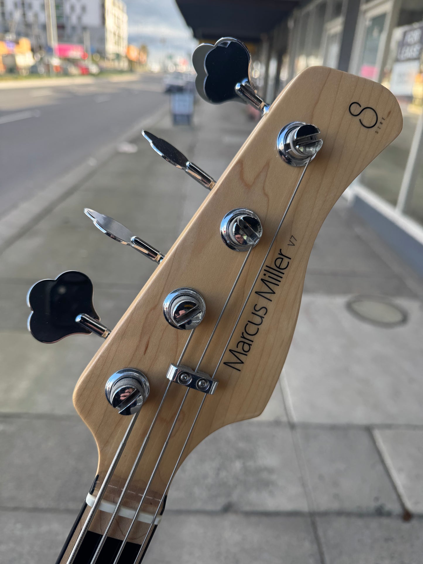 Sire V7 Marcus Miller 4-String Electric Bass | Sunburst