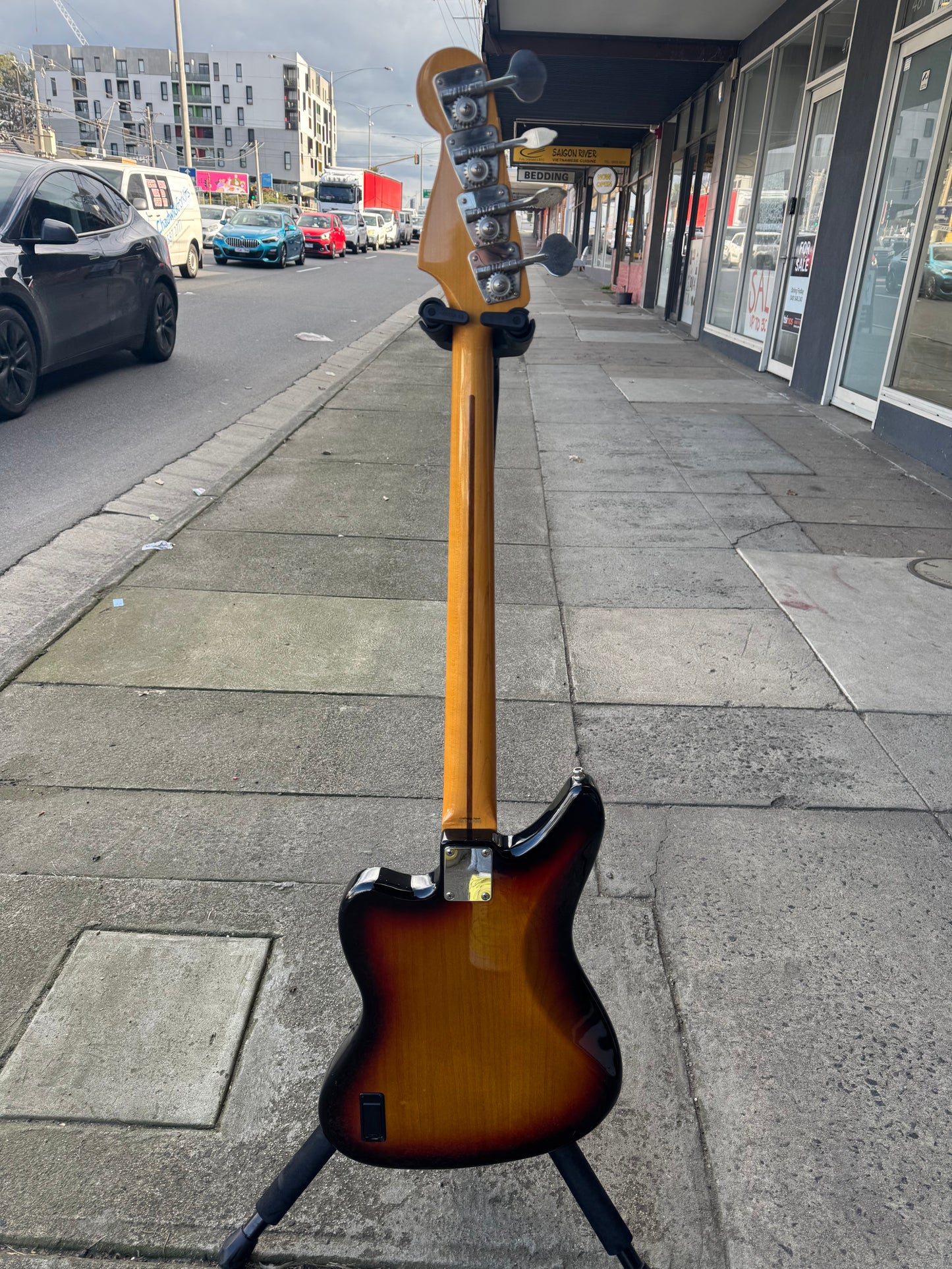 Fender Jaguar 4-String Electric Bass Guitar | MIJ| Sunburst