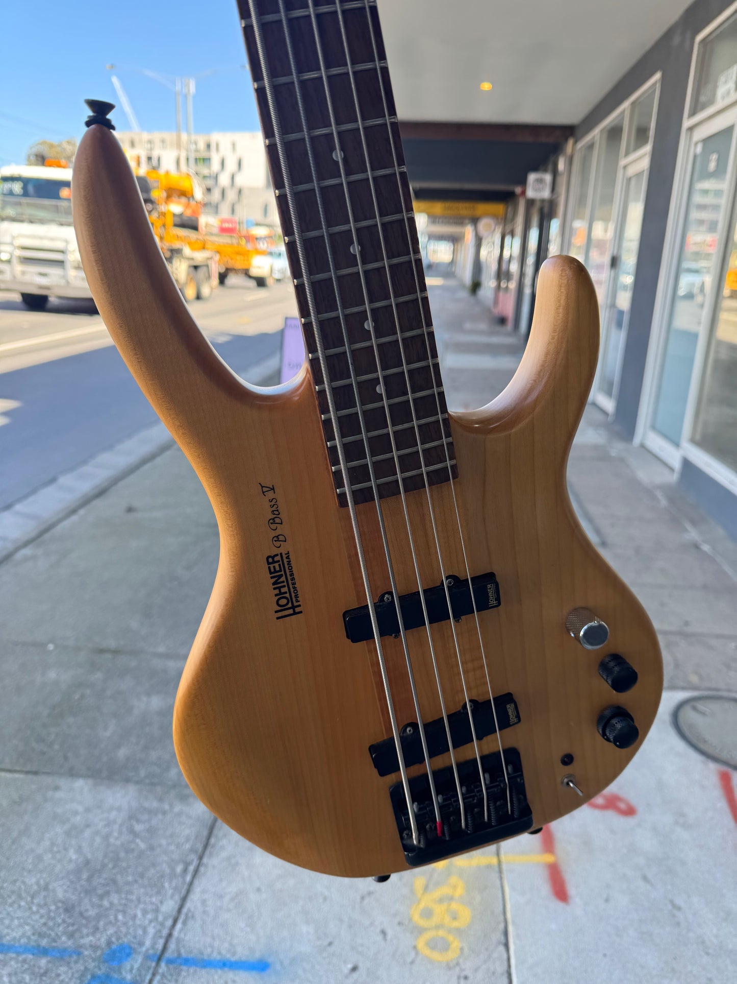 Hohner B Bass V 5-String Electric Bass | Natural