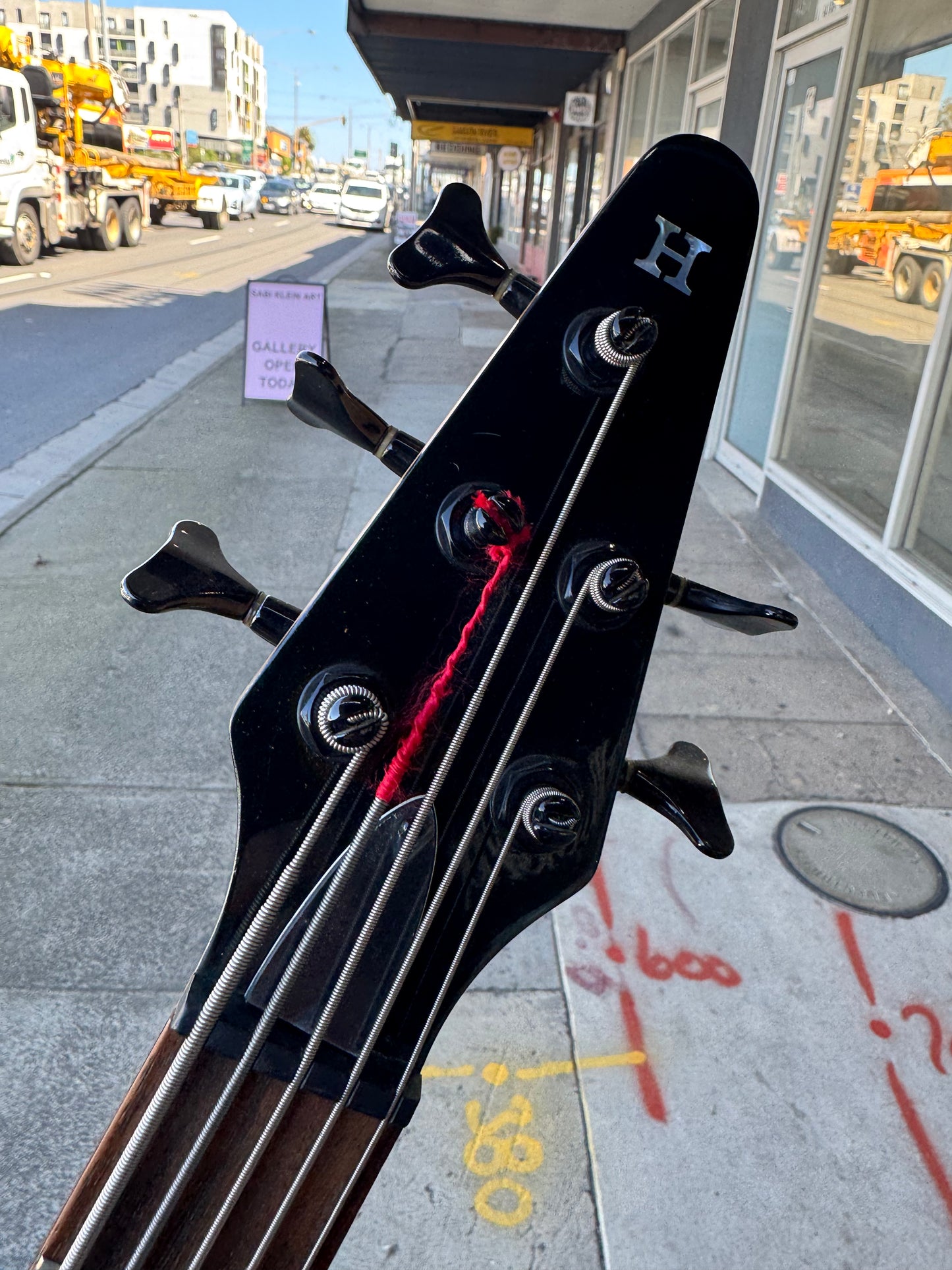 Hohner B Bass V 5-String Electric Bass | Natural