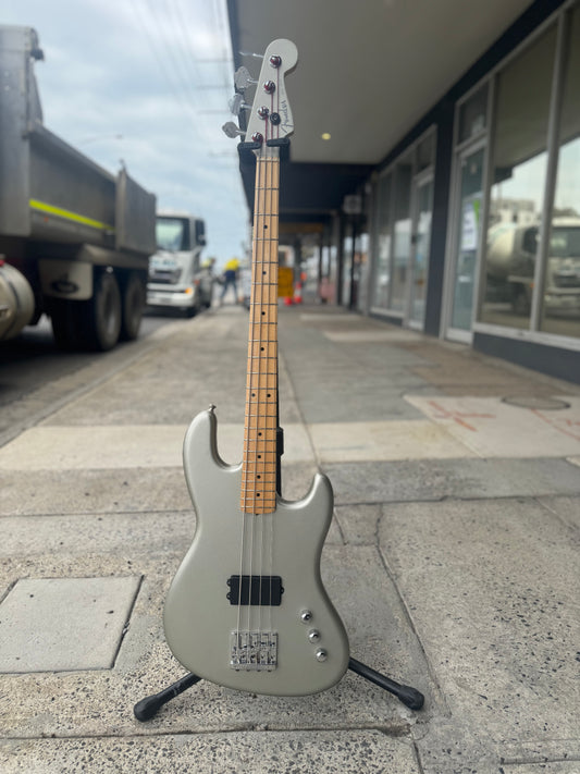 Fender Flea Artist Series Signature Active Jazz Bass - Made in USA