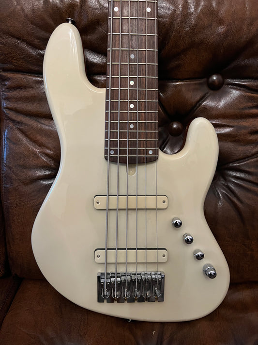LowEnd LEJ 6-String J Bass | White