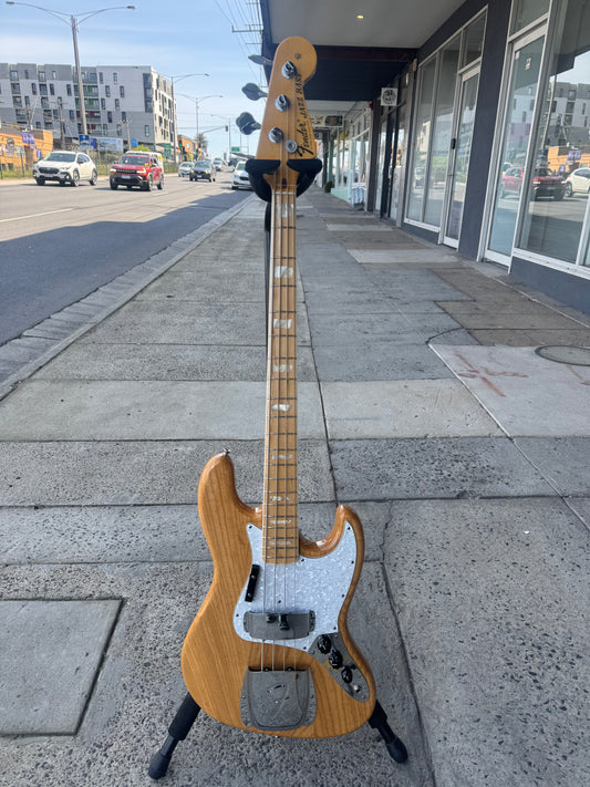 Fender American Vintage '74 Jazz Bass w/Maple Fretboard 2013/14 | Natural