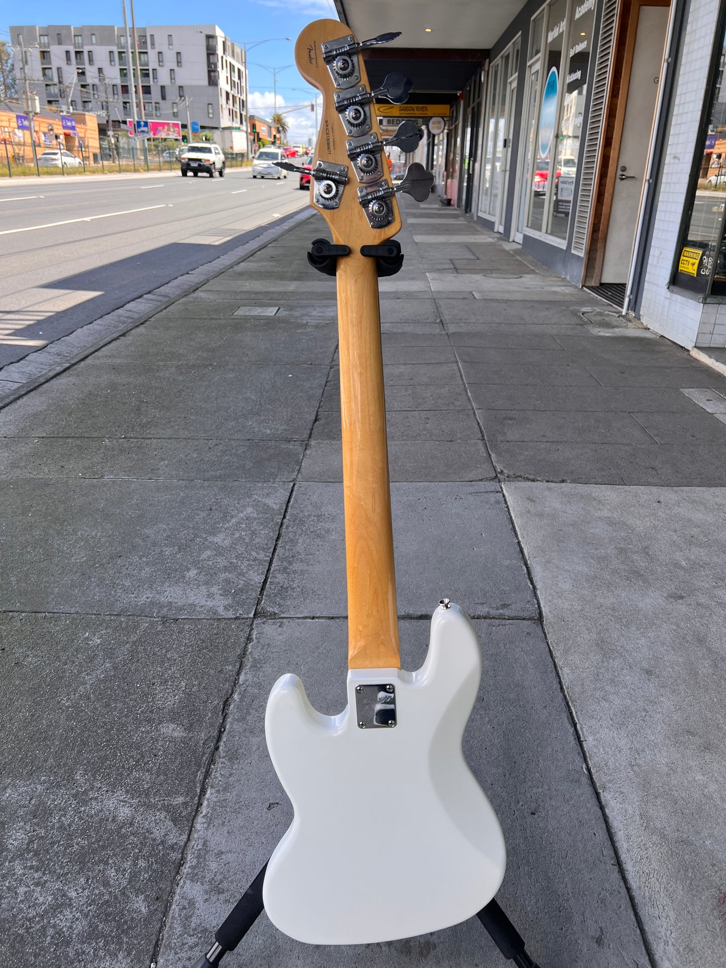 Fender Squier 5-String Electric Bass | White