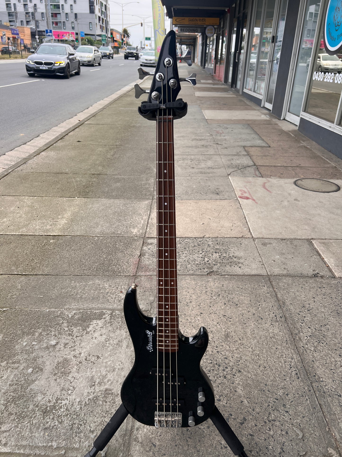 Greco AMB-42 Atomic Medium Scale 4-String Electric Bass Guitar | Medium Scale
