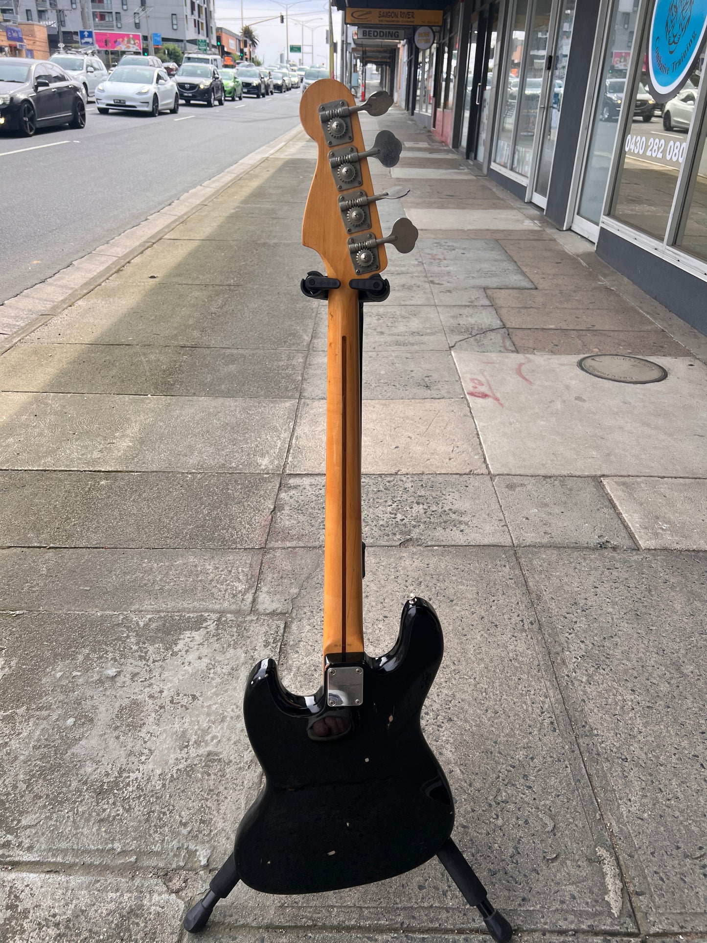 Fender Jazz Bass 4-String | Made in Japan | Black