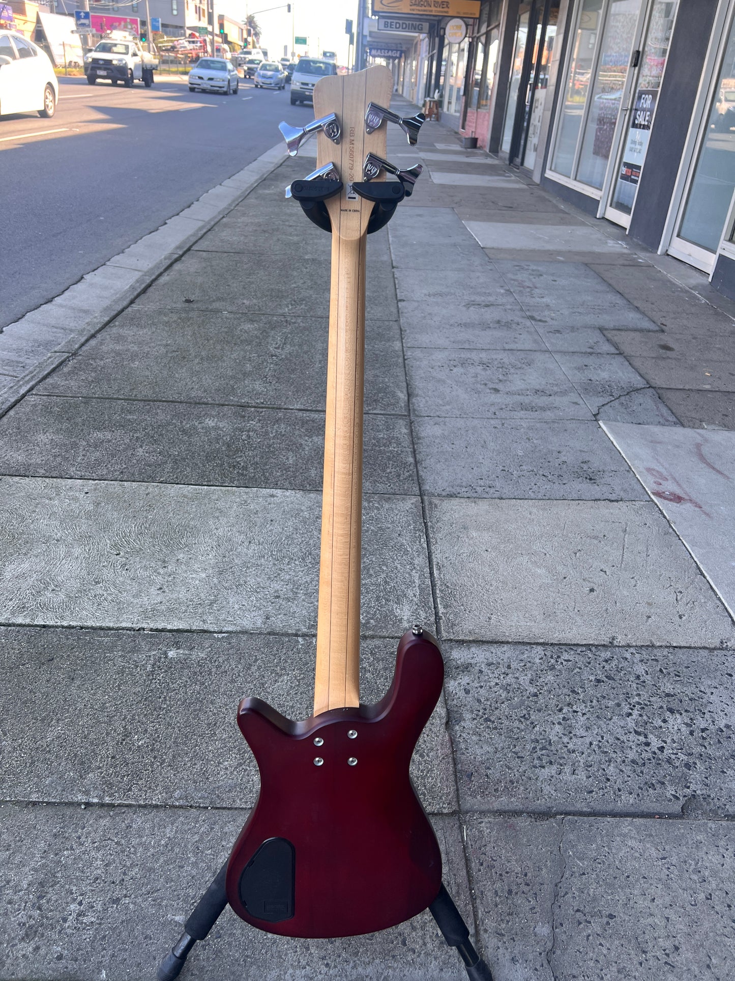 Warwick Streamer RB 4-String | Burgundy Red
