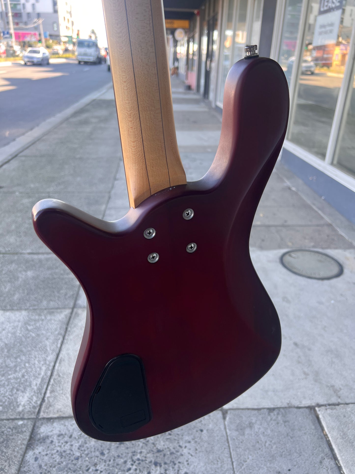 Warwick Streamer RB 4-String | Burgundy Red