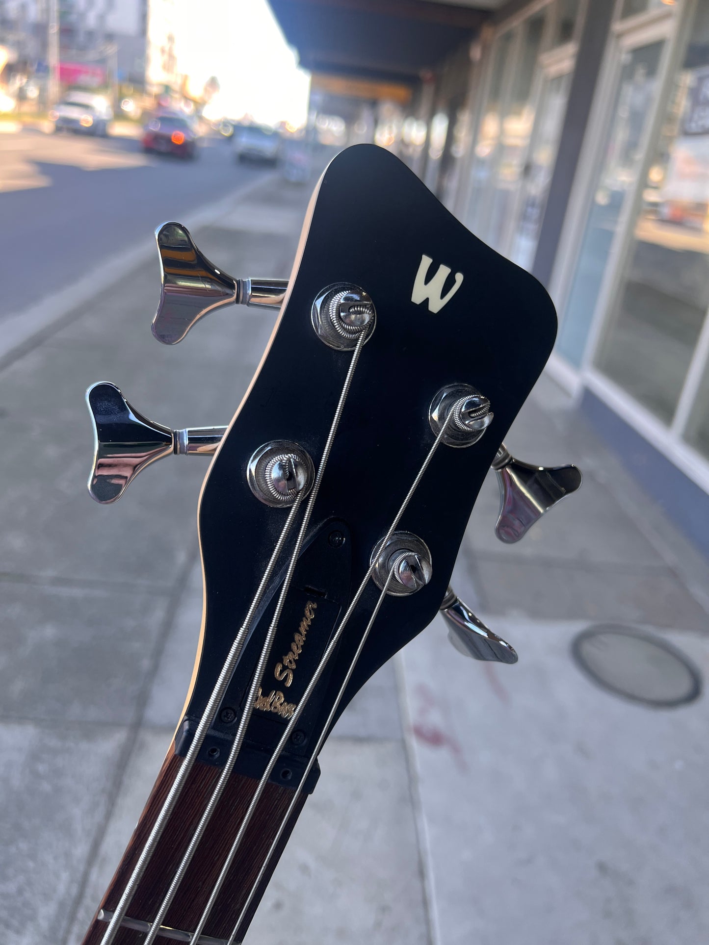 Warwick Streamer RB 4-String | Burgundy Red