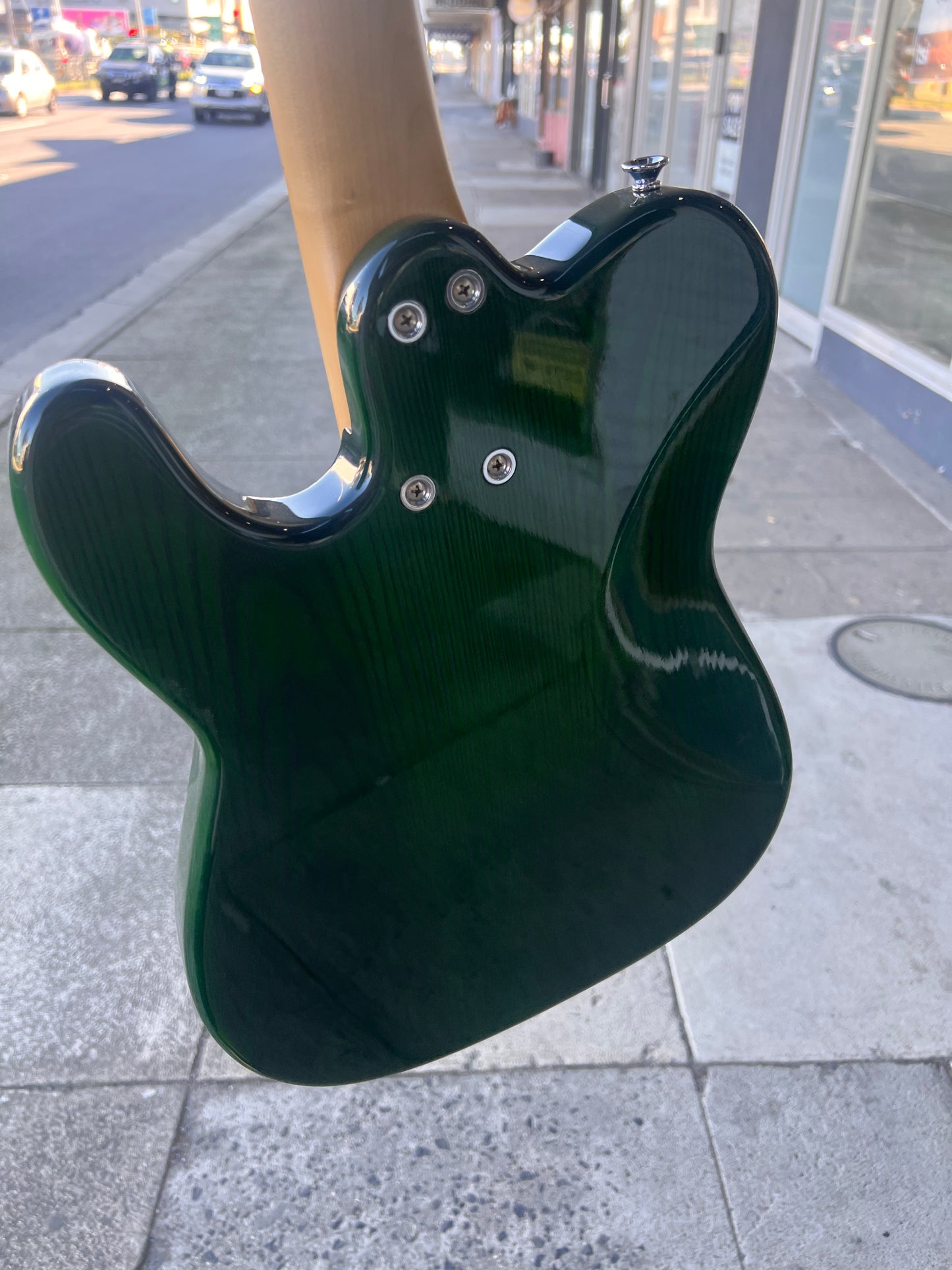 Maruszczyk Mr.Tee 4-string Electric Bass | Green