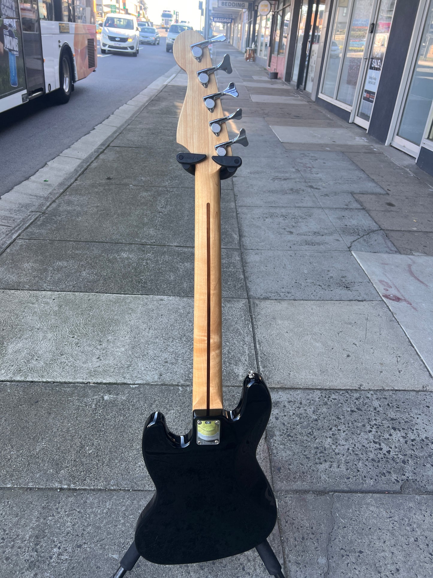 Fender Jazz Bass MIM 5-string | Black