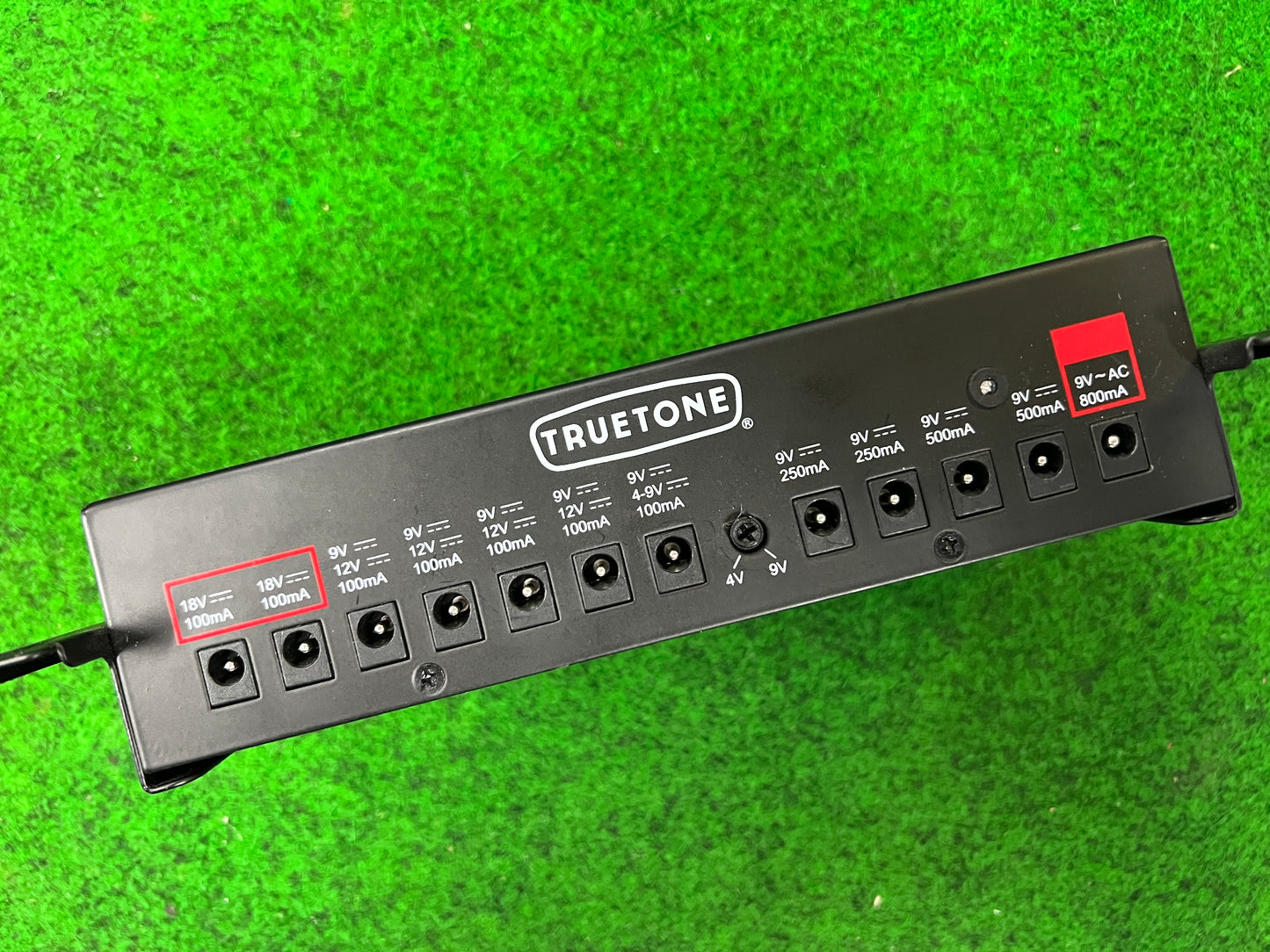 Truetone | 1 Spot Pro CS12 Power Supply | Pure Isolated Power w/Bracket