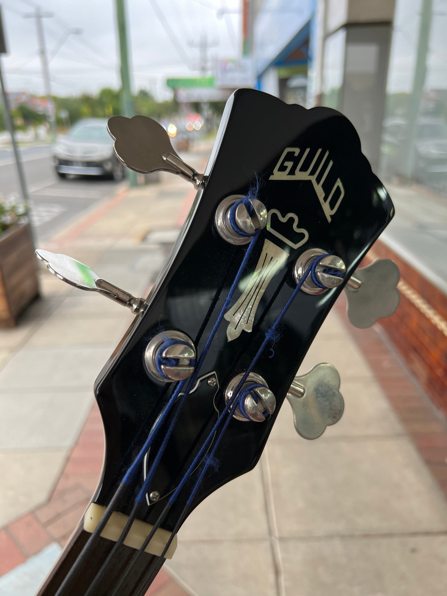Guild M-85 4-String Electric Bass | Gloss Black