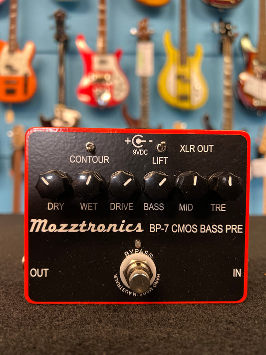 Mozztronics | BP-7 CMOS Bass Preamp Pedal