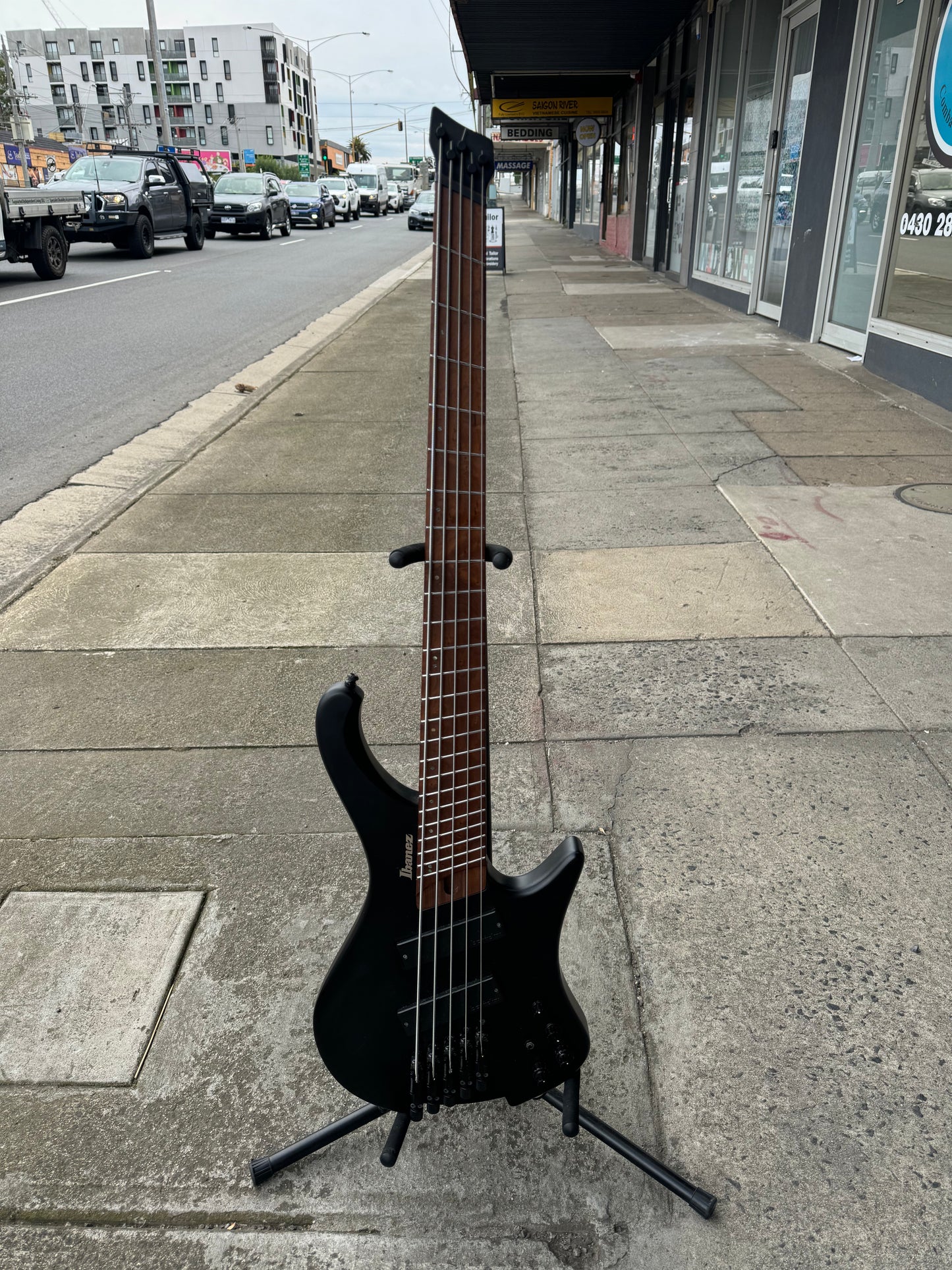 Ibanez EHB1005MS 5-String Multiscale Bass Guitar | Black