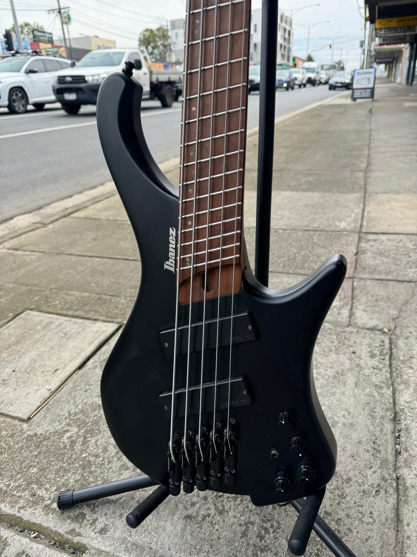 Ibanez EHB1005MS 5-String Multiscale Bass Guitar | Black