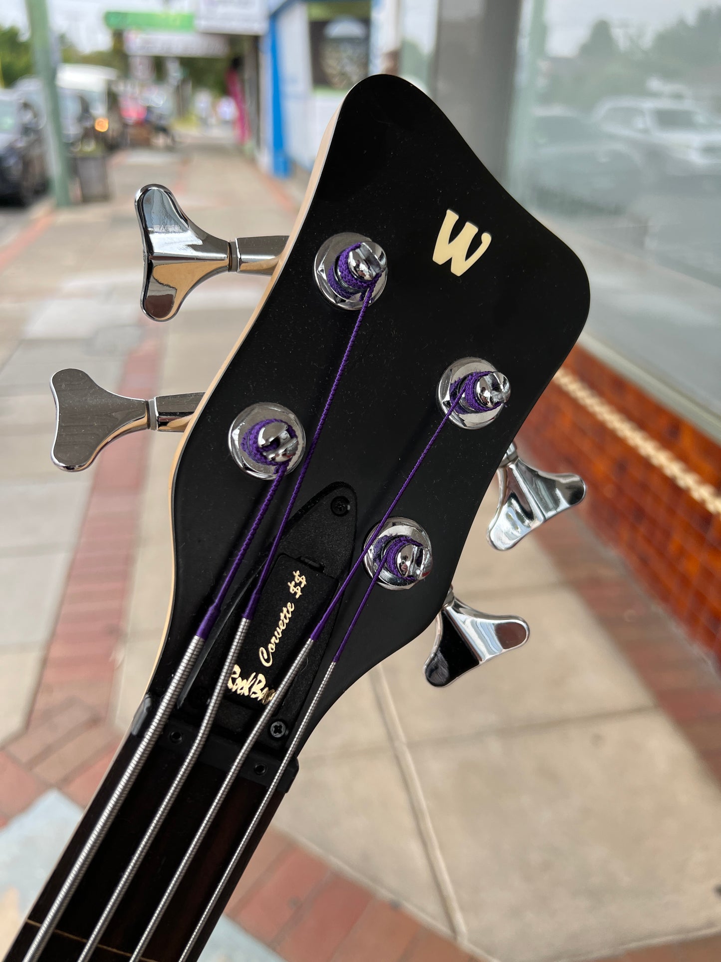 Warwick RB Corvette $$ 4-String Fretless Bass ** ON HOLD **