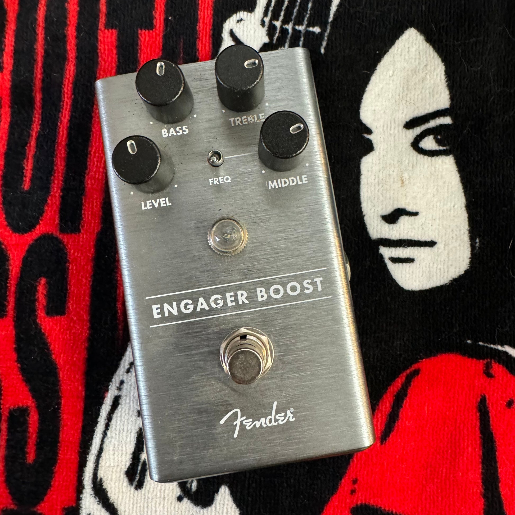 fender boost pedal Fender Engager Boost Pedal