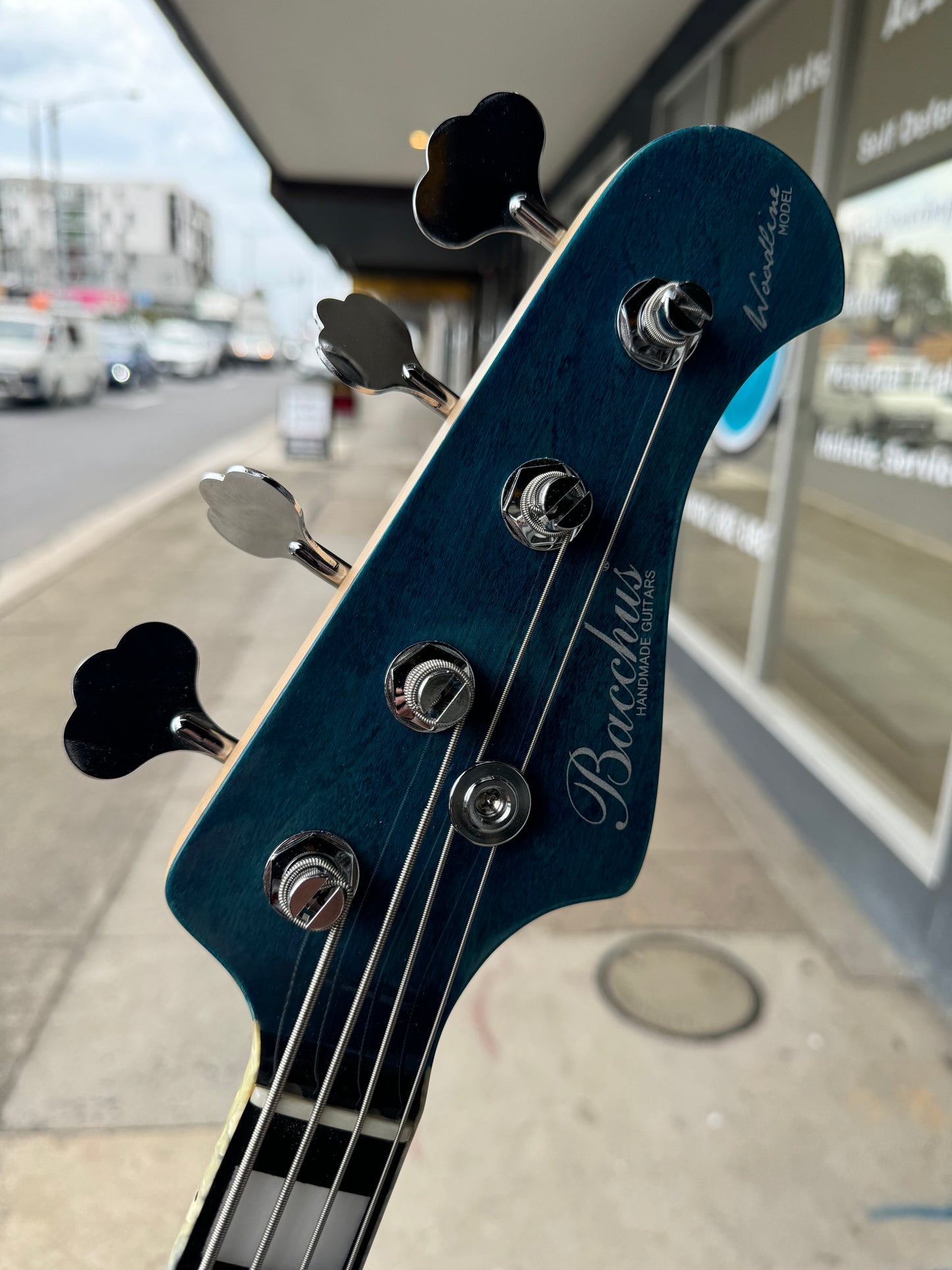 Bacchus DX4AC-LTD 4-String Jazz Bass