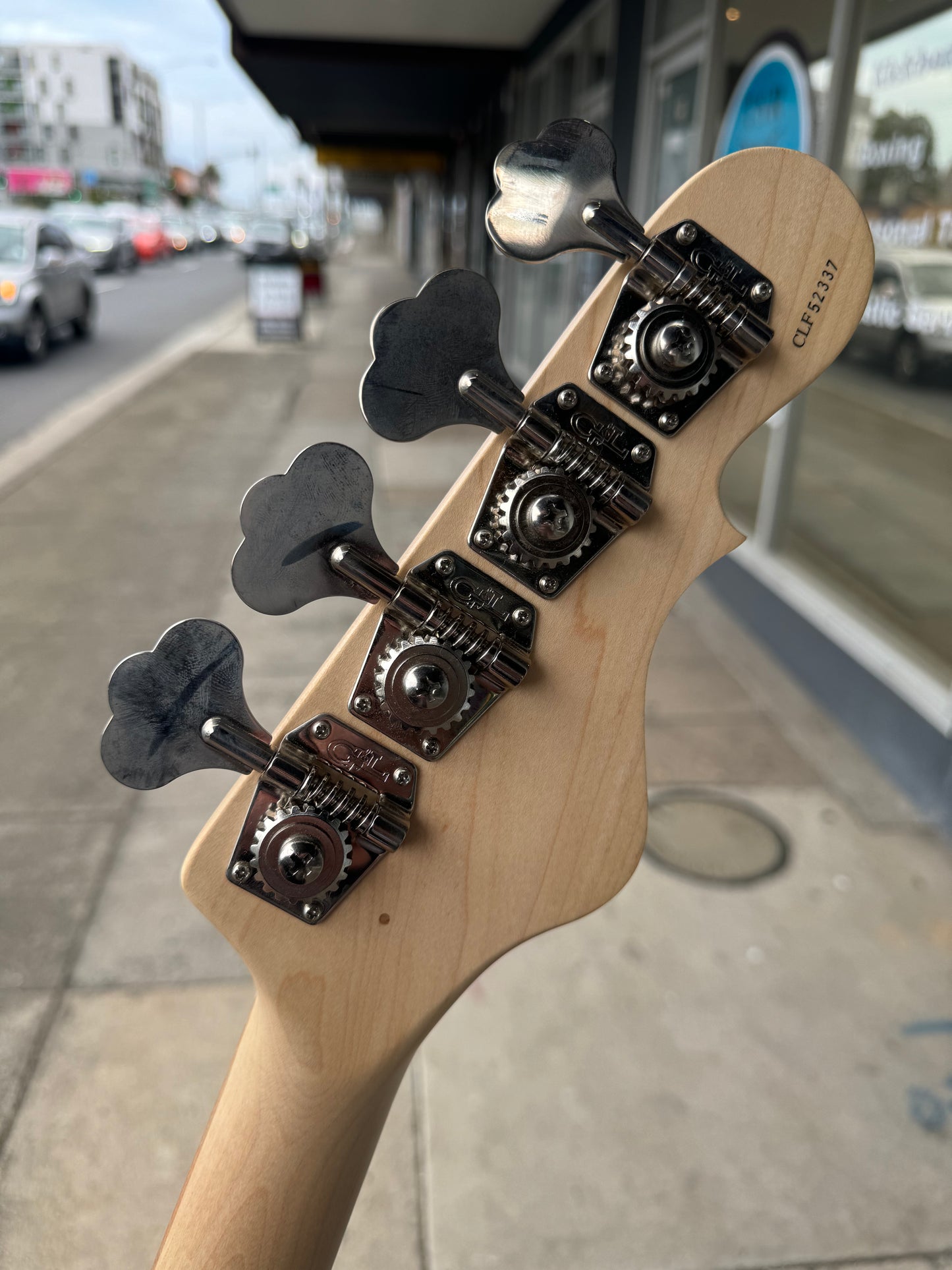 G&L L2000 4-String | Gloss Black | Left Handed