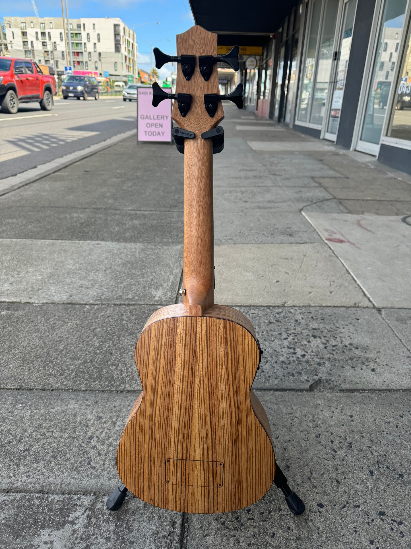 Olive U530B Bass Ukulele