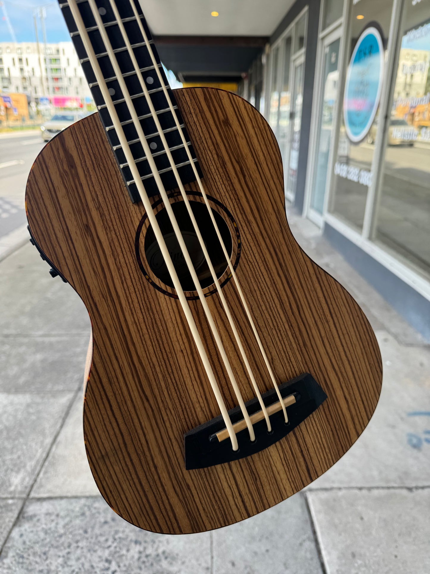 Olive U530B Bass Ukulele