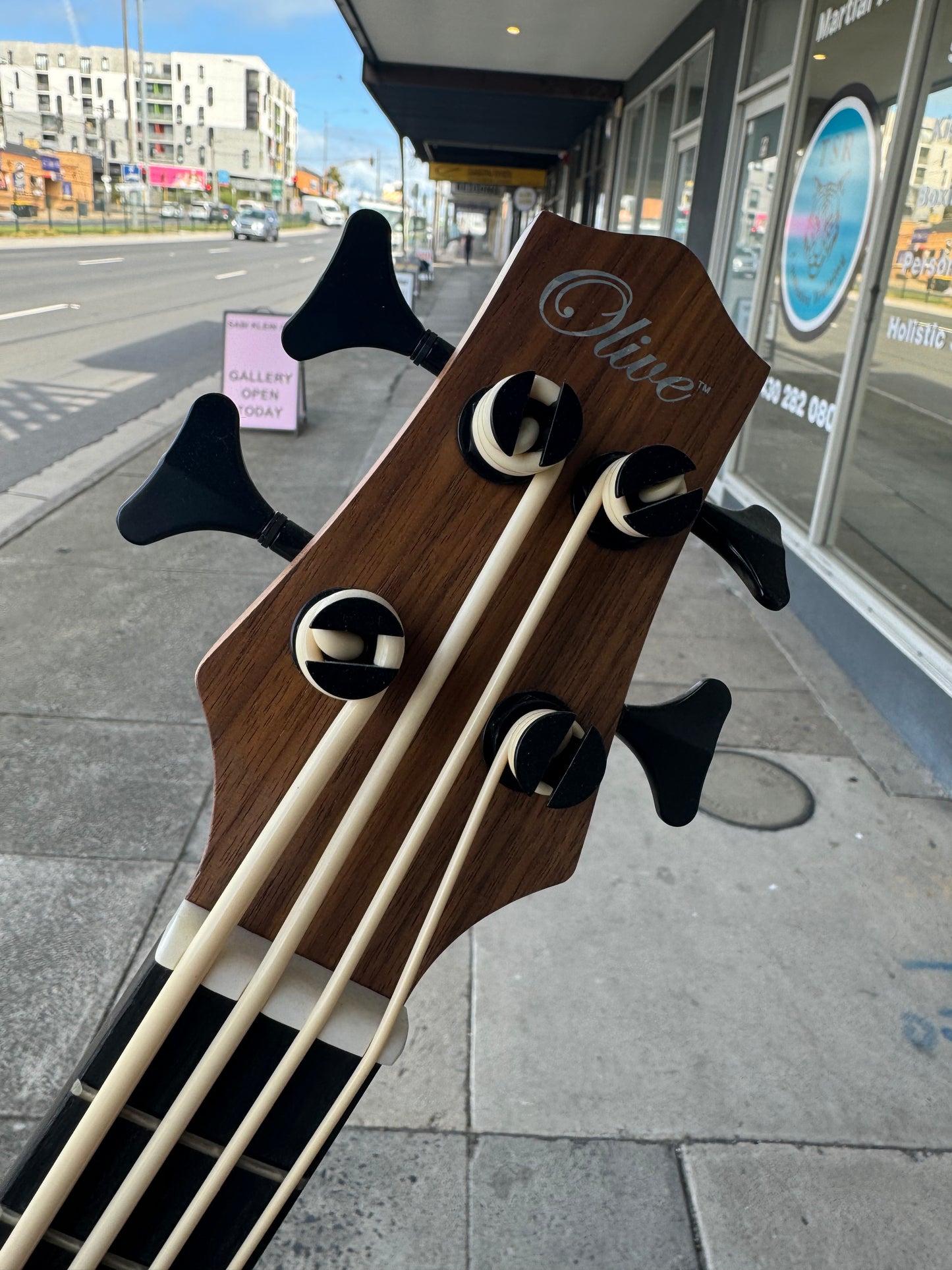 Olive U530B Bass Ukulele