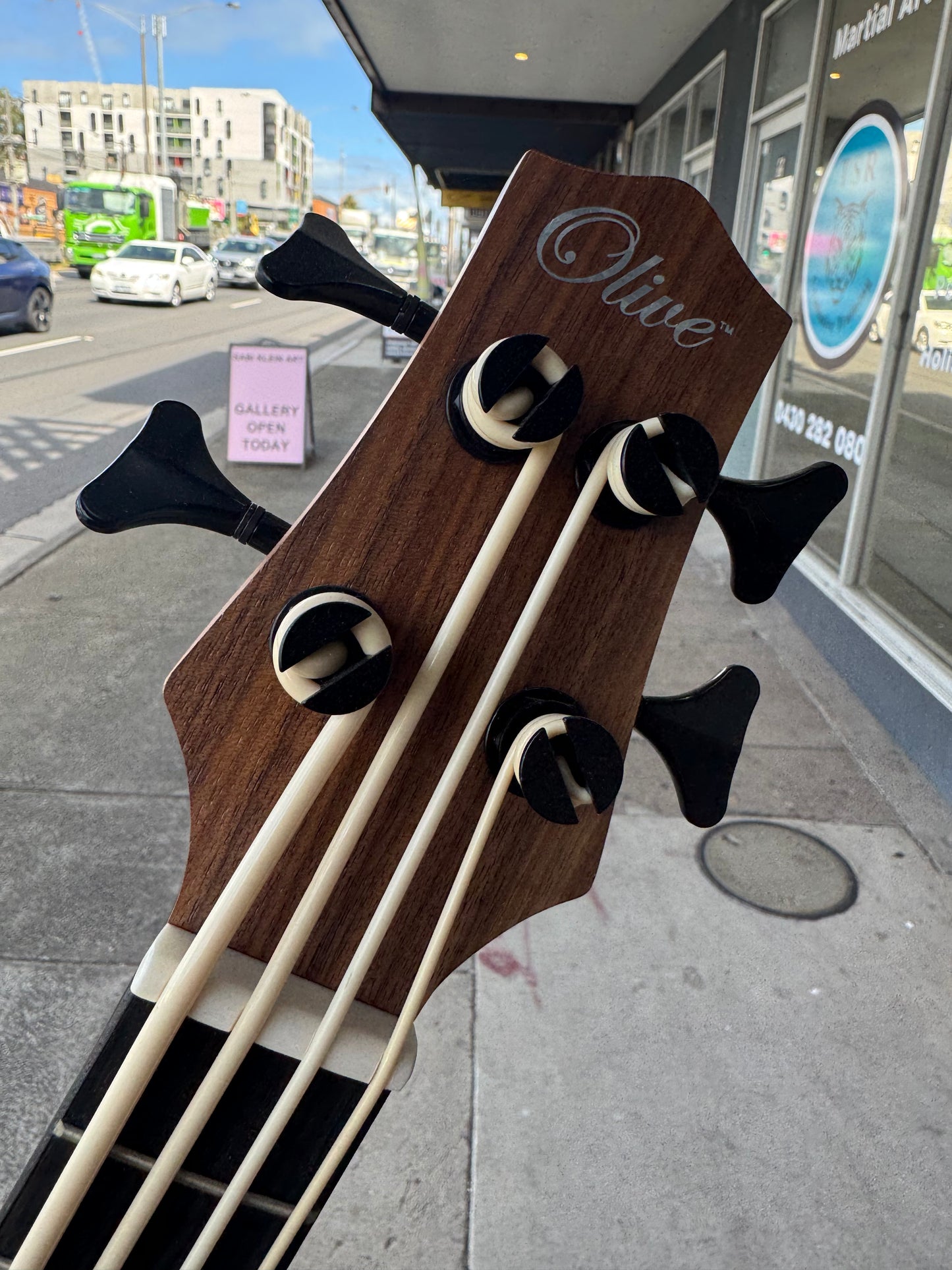 Olive U510B Bass Ukulele