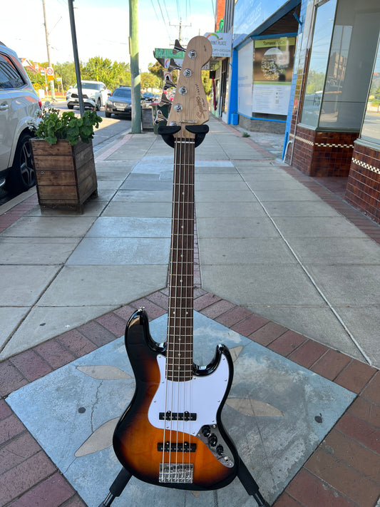 Fender Squier 5-String Jazz Bass