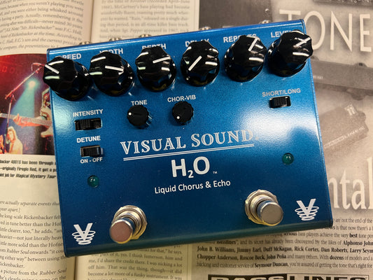 Visual H2O Liquid Chorus & Echo Pedal