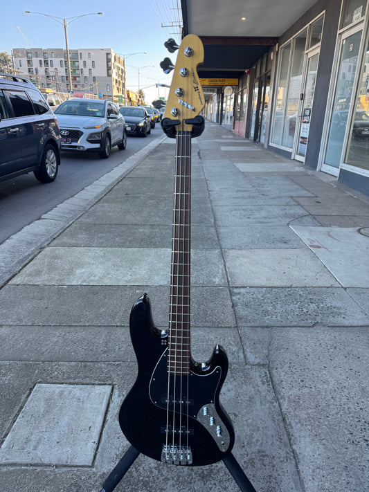 Sandberg TT Electra 4-String Bass | Black