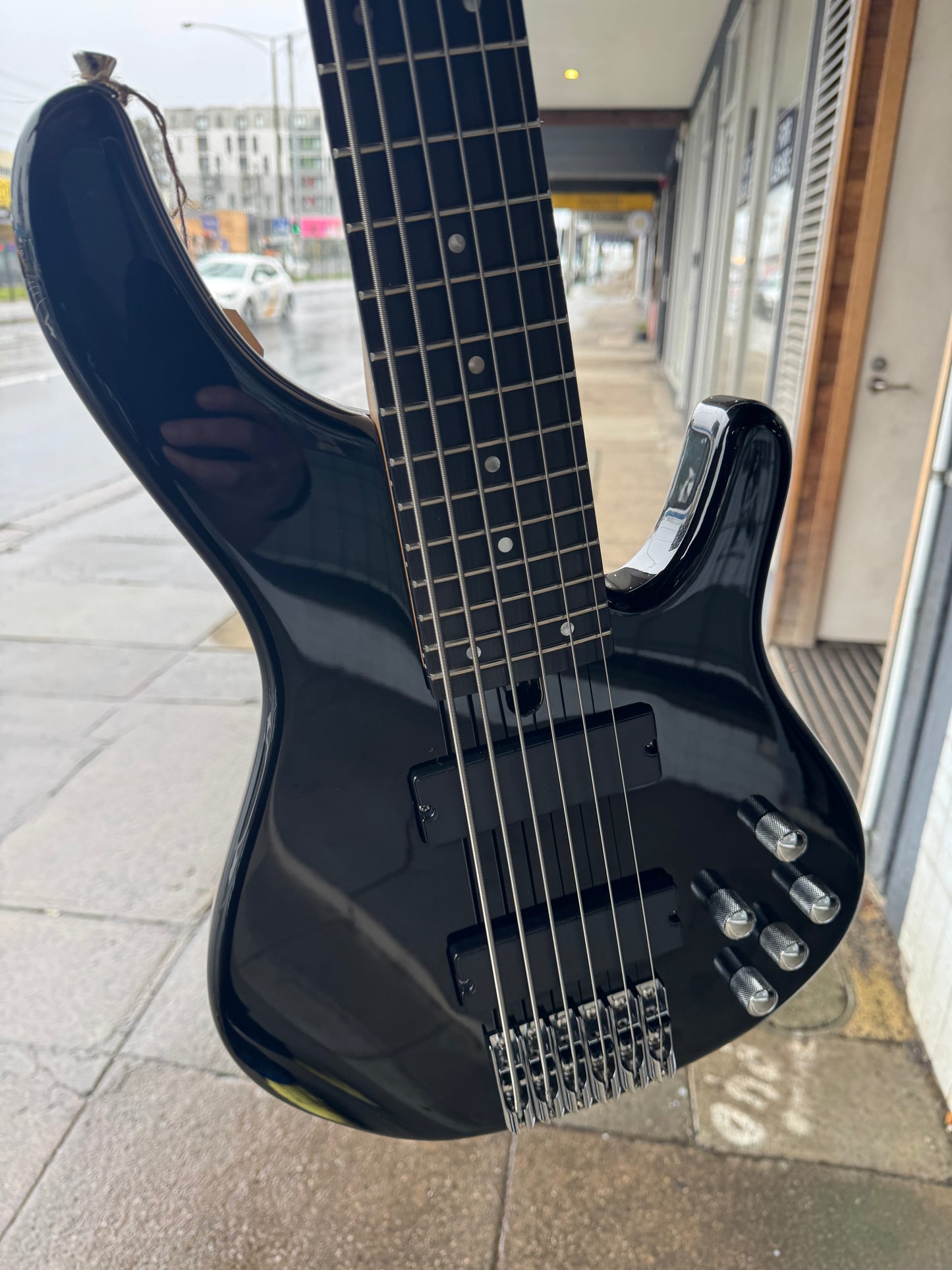 Tagima Millenium 6 6-String Electric Bass Guitar | Gloss Black