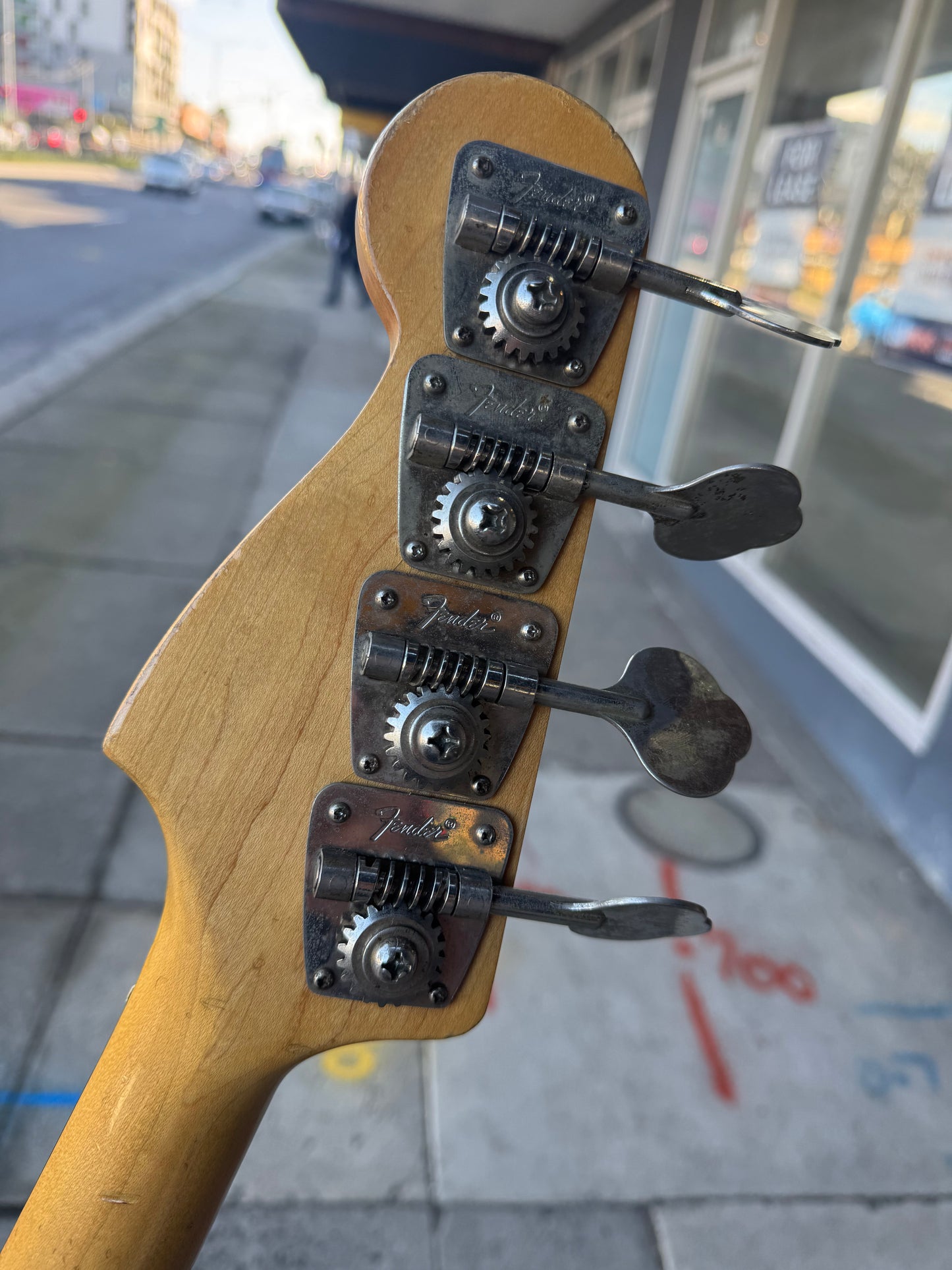 Fender 1975 4-String Precision Bass | Sunburst (3.9kg)
