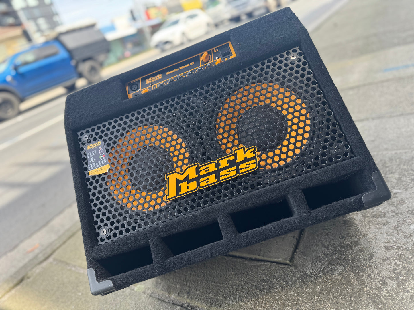 Markbass CMD 102P 500-Watt 2x10" | Black