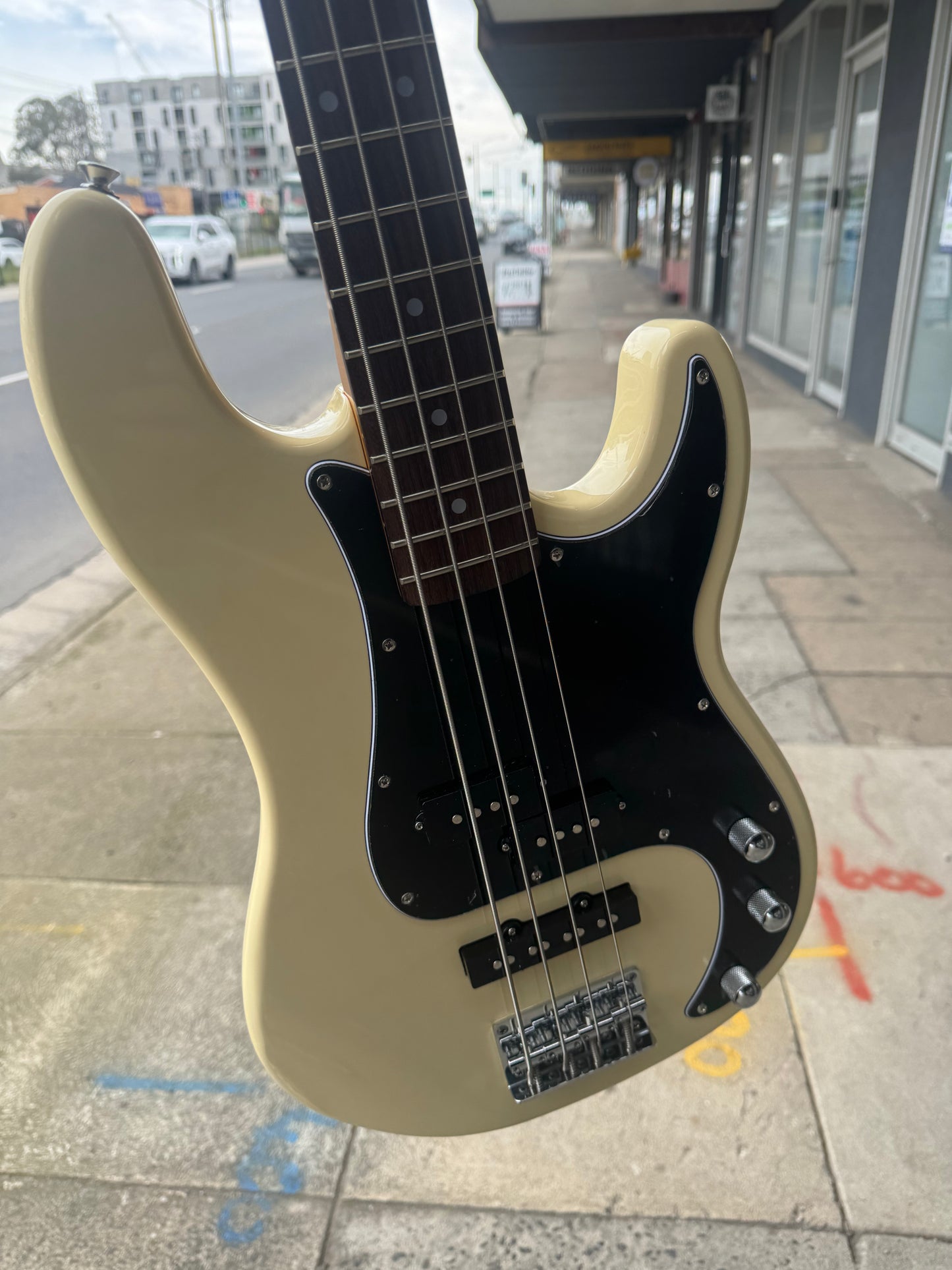 SX VTG Series Vintage PJ Style Bass Guitar | Vintage White
