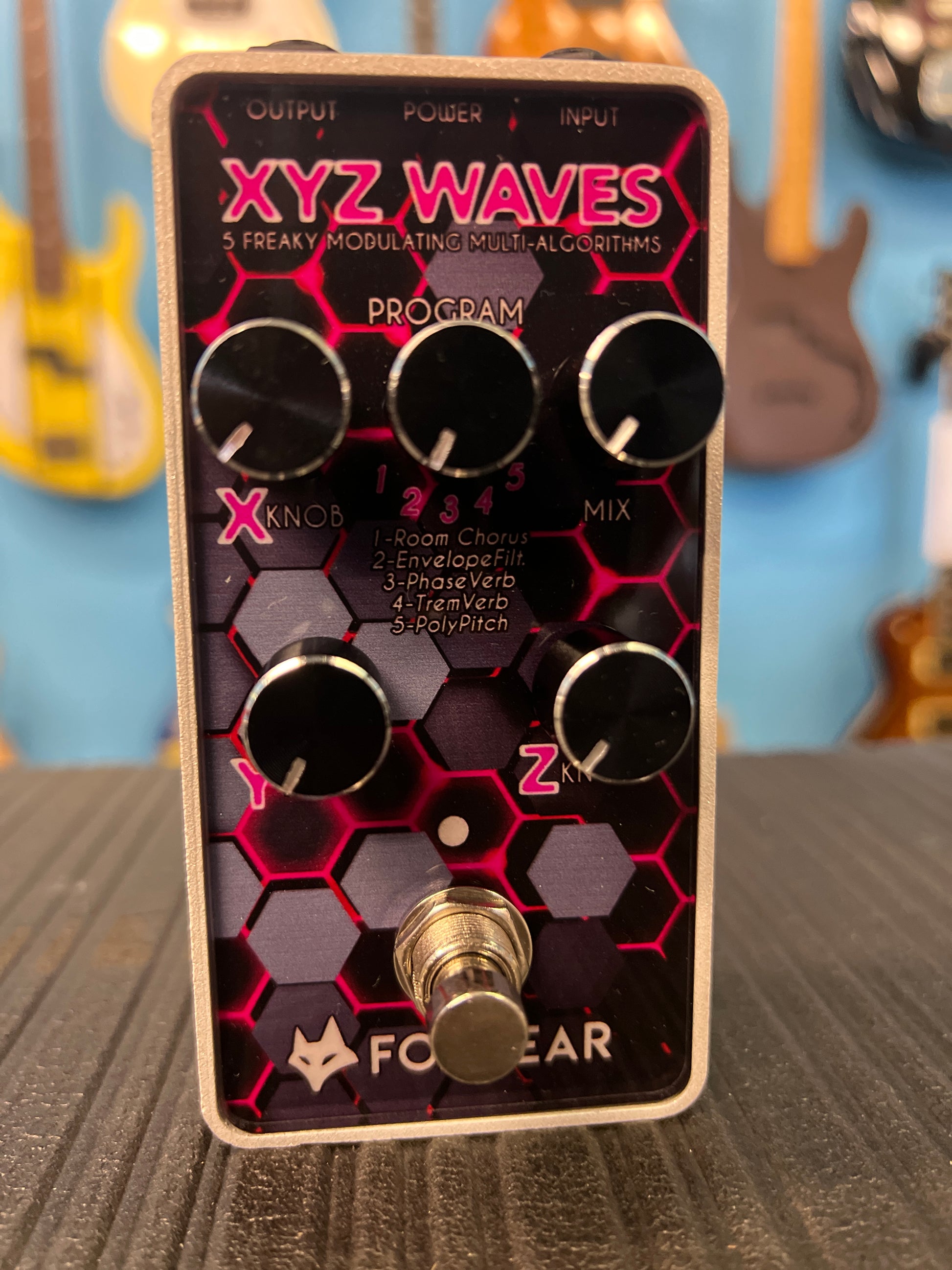 Fox Gear XYZ Waves Modulation FX Pedal