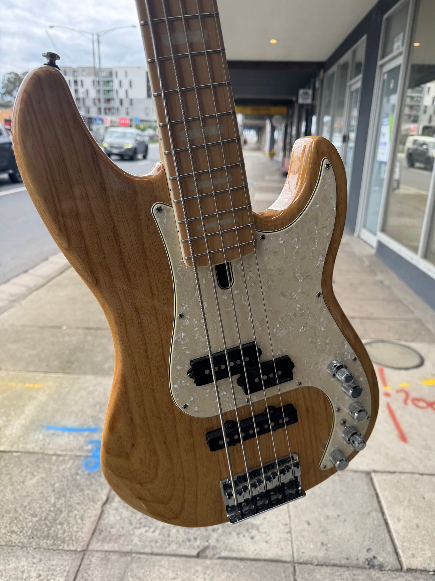 Sire Marcus Miller P7 5-String Bass Guitar