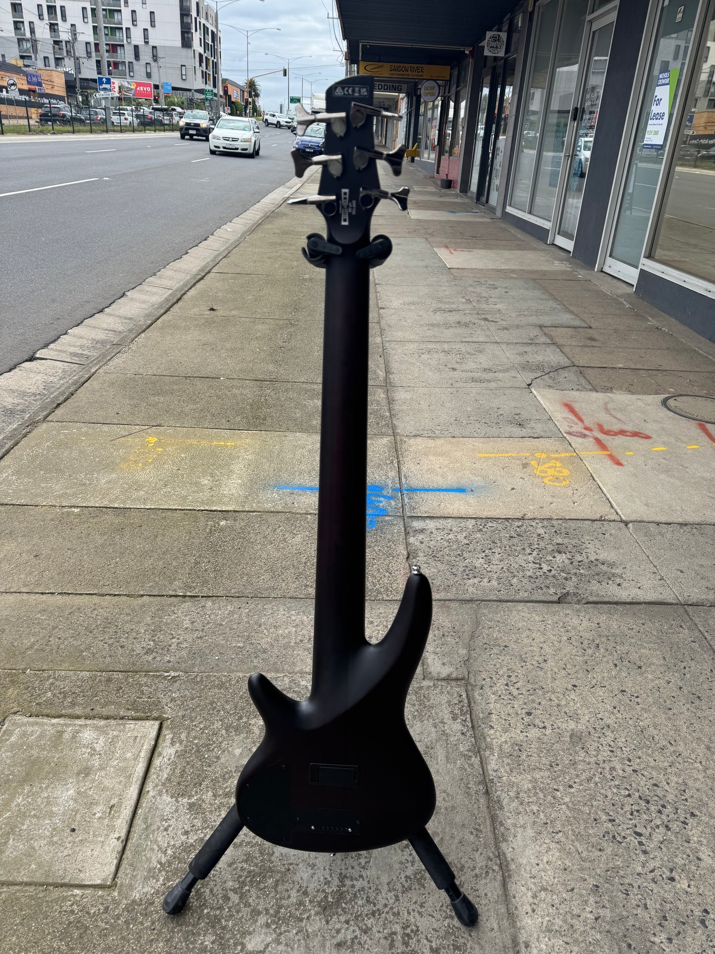 Ibanez Soundgear SRF706 Fretless 6-String Bass Guitar