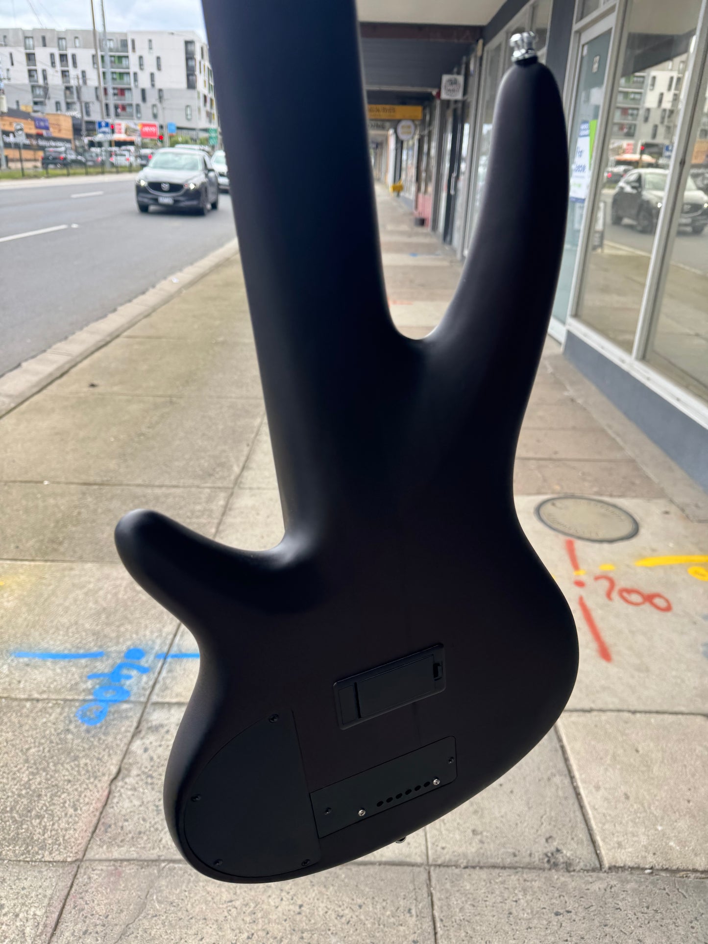 Ibanez Soundgear SRF706 Fretless 6-String Bass Guitar