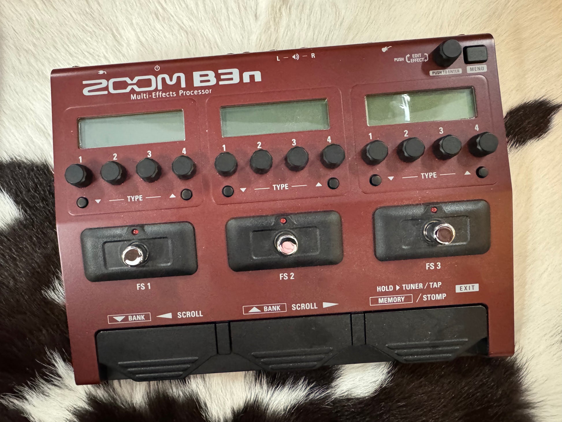 bass multi fx pedal Zoom B3n Bass Multi FX Pedal