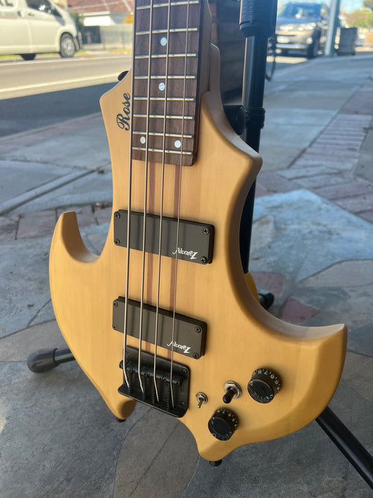 Alvarez Rose 4-String Electric Bass | Natural